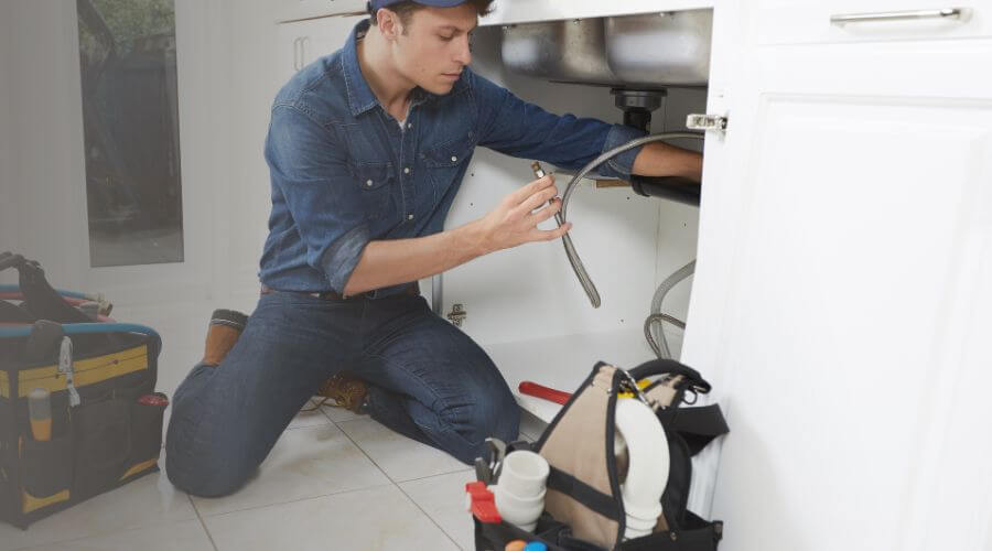 Local water heater installation in De Soto, IL
